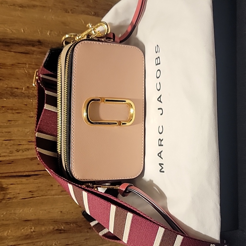 Marc Jacobs Camera Bag Pink